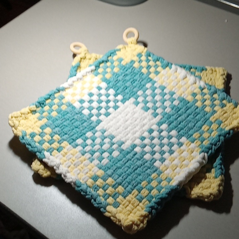 Handmade Potholder Set - Picture 4 of 4